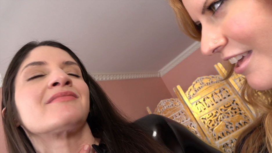 Velvets Fantasies - Two Hungry Giantesses with Jacquelyn Velvets and Arielle Lane